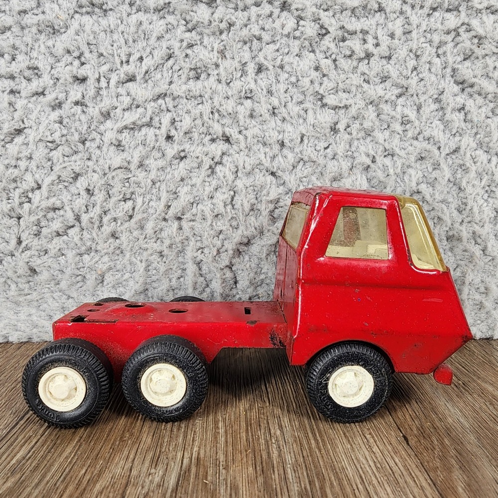 Vintage Tonka Red Pressed Steel Semi Truck‎ Cab Over Engine 55010 5 Inch